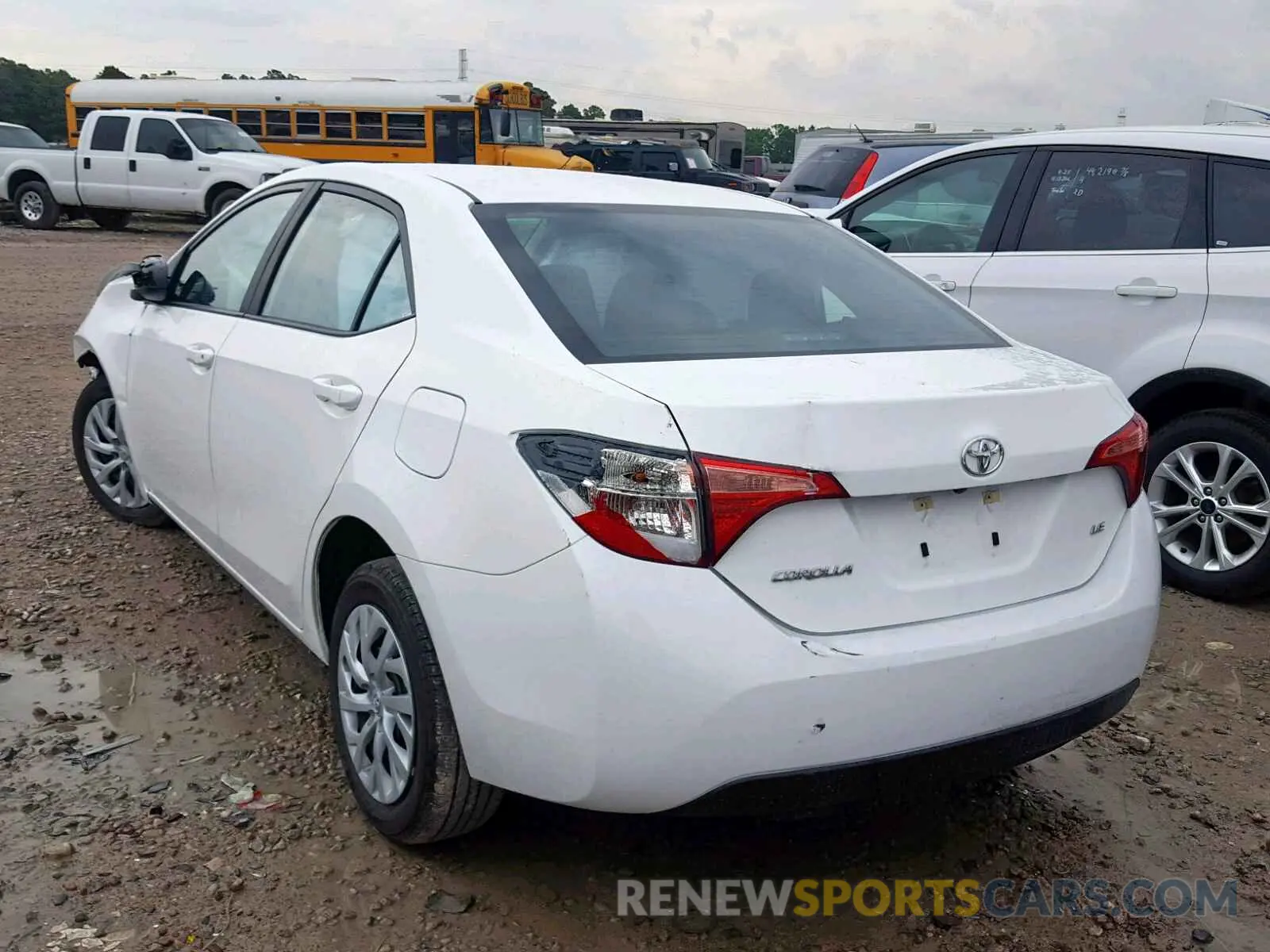 3 Photograph of a damaged car 5YFBURHE8KP898096 TOYOTA COROLLA 2019