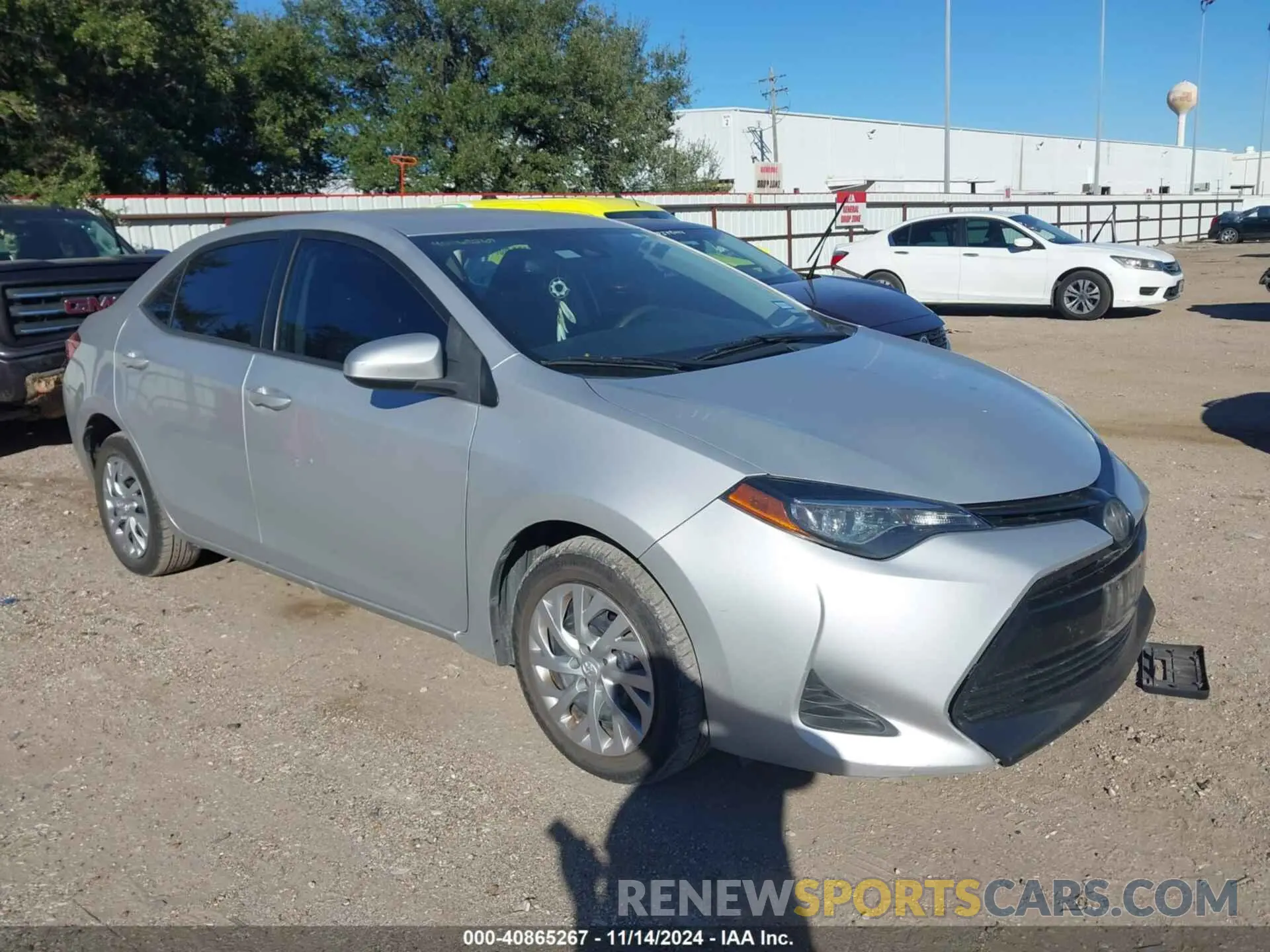 1 Photograph of a damaged car 5YFBURHE8KP900140 TOYOTA COROLLA 2019