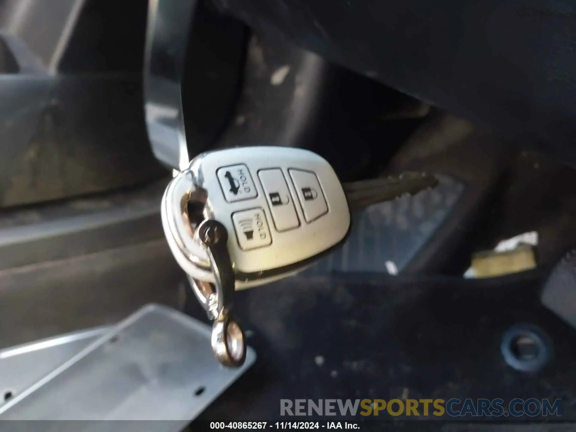 11 Photograph of a damaged car 5YFBURHE8KP900140 TOYOTA COROLLA 2019