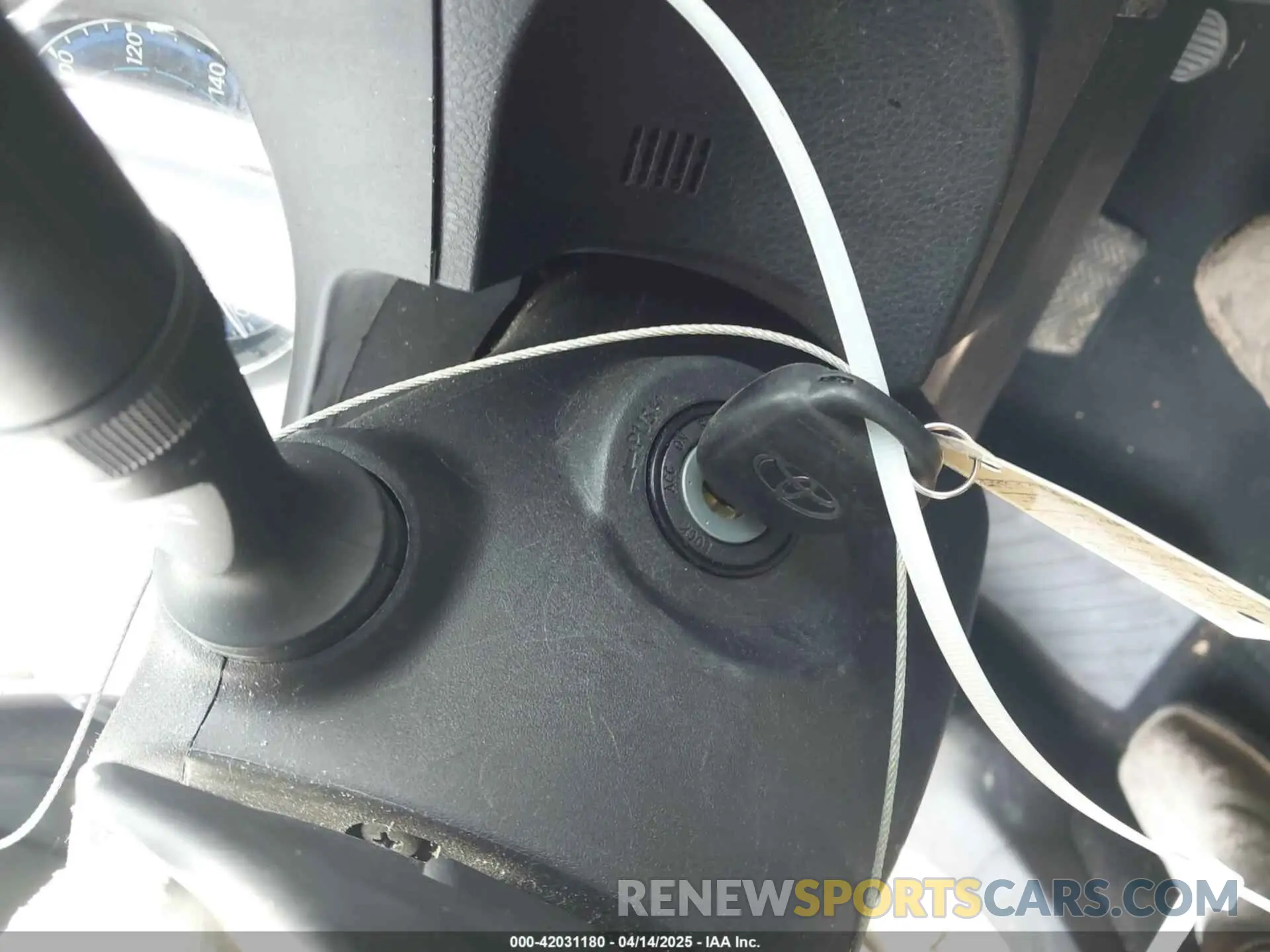 11 Photograph of a damaged car 5YFBURHE8KP901272 TOYOTA COROLLA 2019