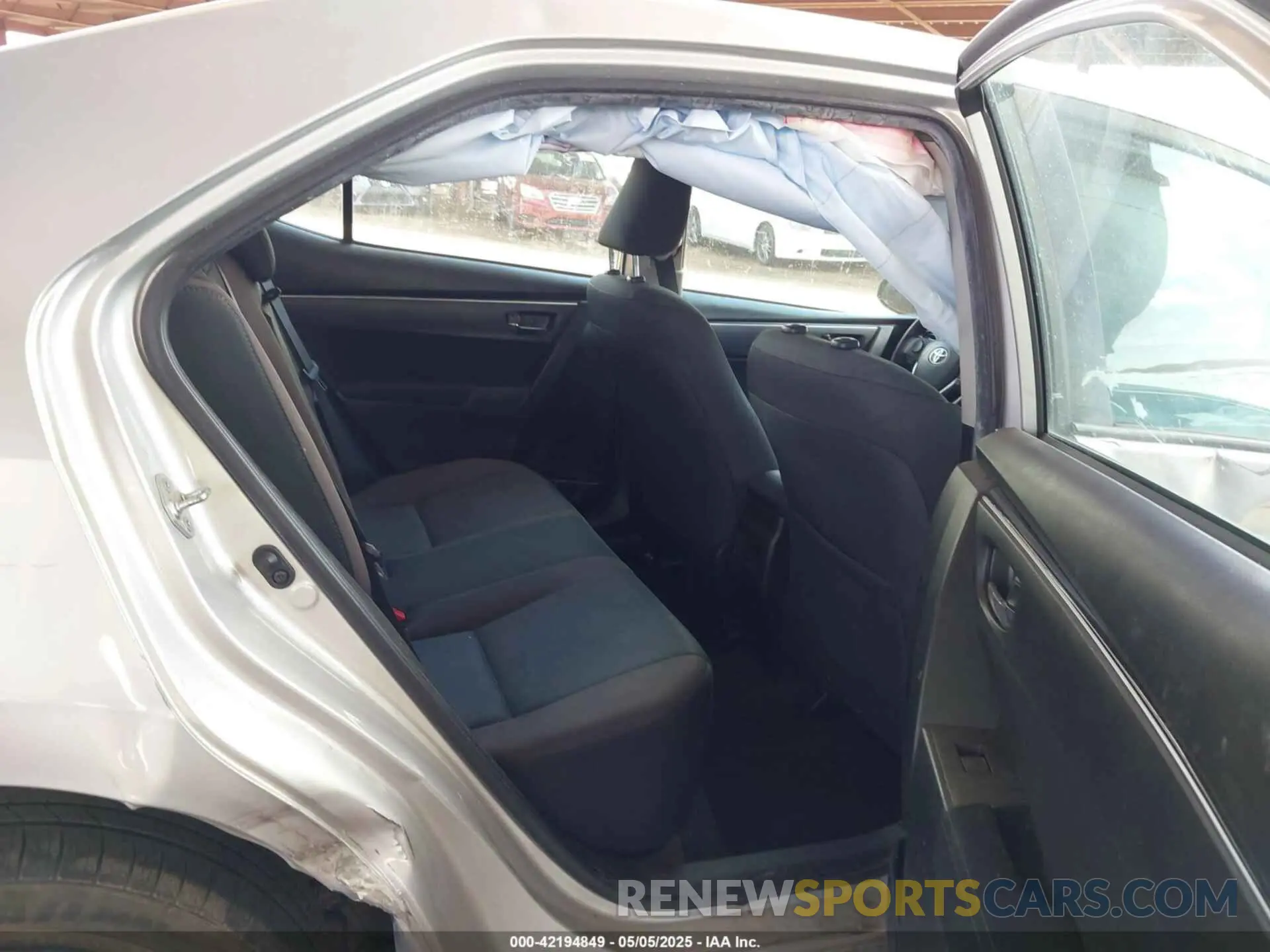 8 Photograph of a damaged car 5YFBURHE8KP903474 TOYOTA COROLLA 2019