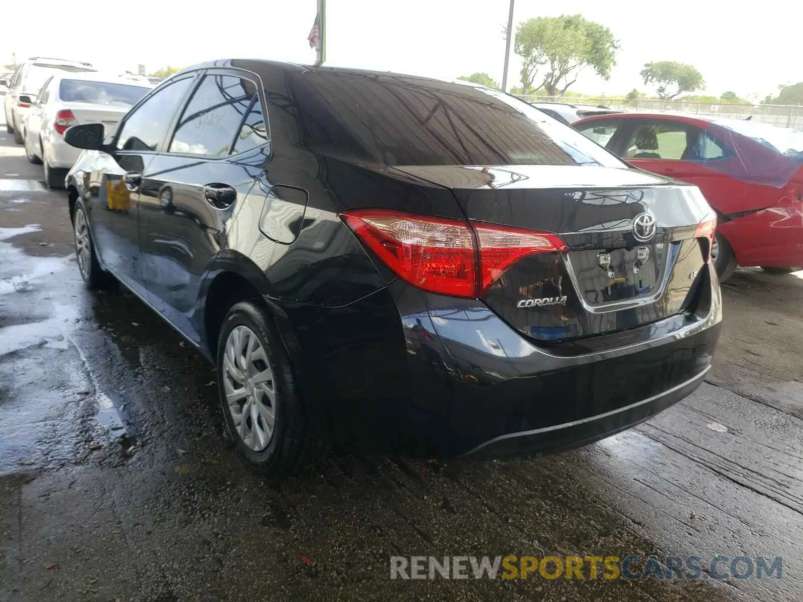 3 Photograph of a damaged car 5YFBURHE8KP907444 TOYOTA COROLLA 2019