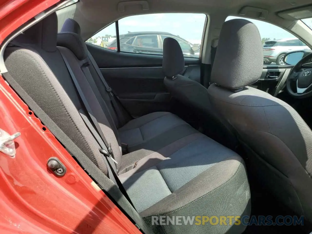 10 Photograph of a damaged car 5YFBURHE8KP917987 TOYOTA COROLLA 2019