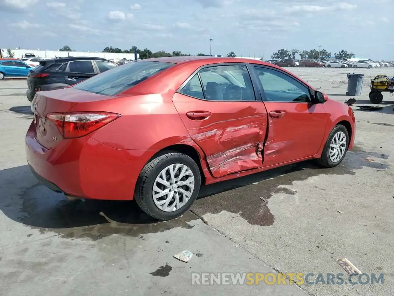 3 Photograph of a damaged car 5YFBURHE8KP917987 TOYOTA COROLLA 2019