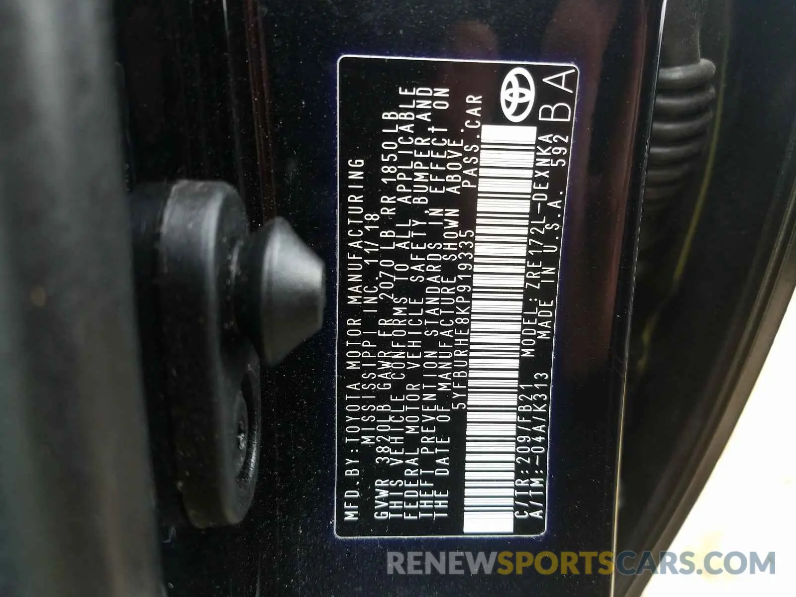 10 Photograph of a damaged car 5YFBURHE8KP919335 TOYOTA COROLLA 2019