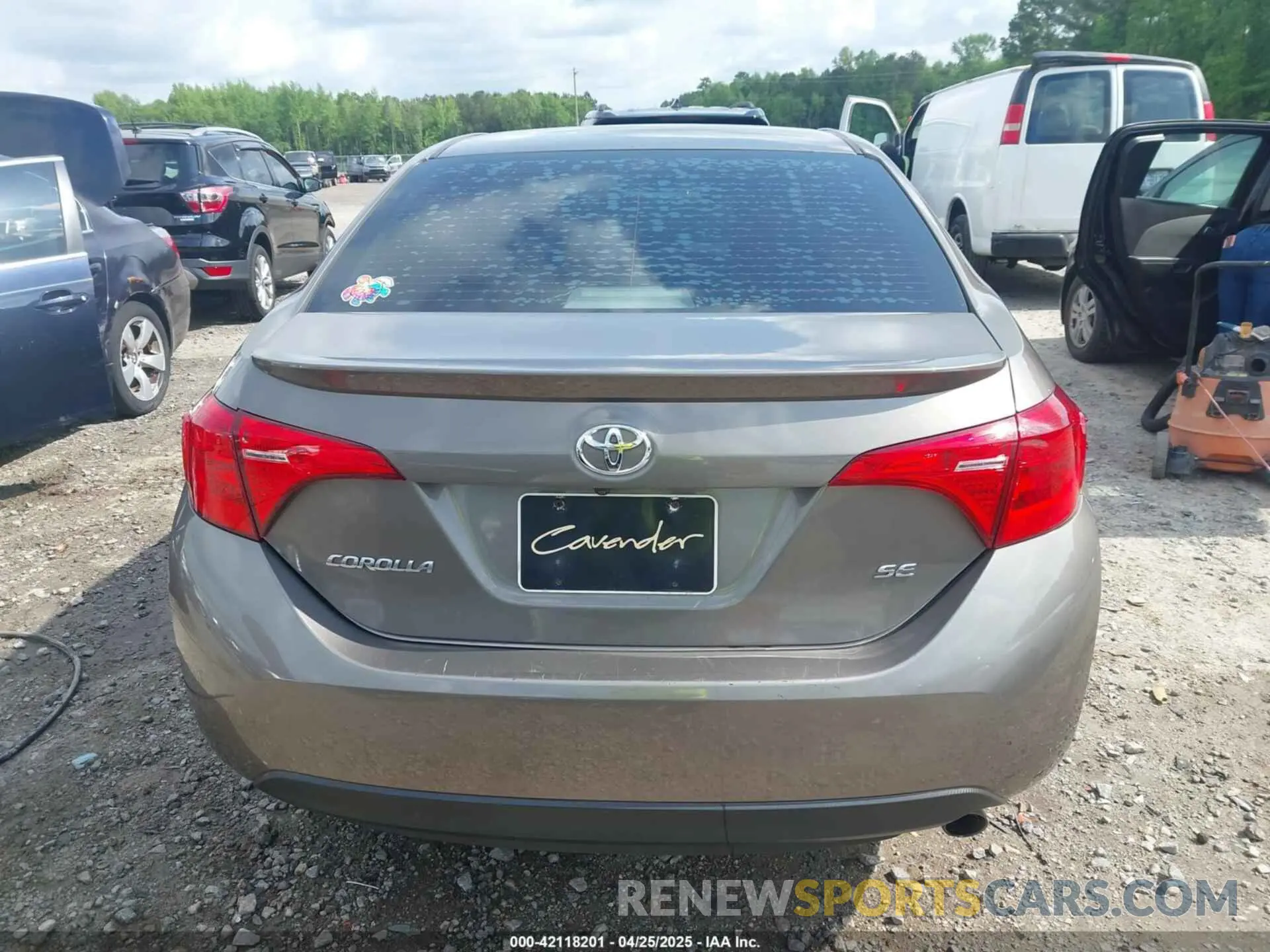16 Photograph of a damaged car 5YFBURHE8KP920873 TOYOTA COROLLA 2019