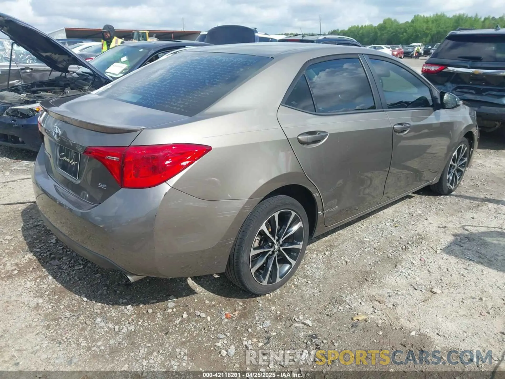 4 Photograph of a damaged car 5YFBURHE8KP920873 TOYOTA COROLLA 2019