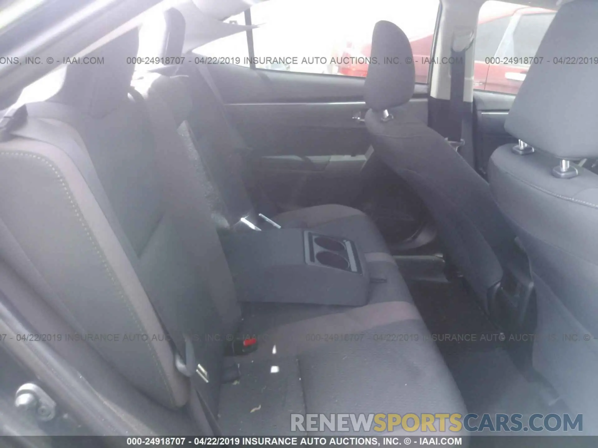 8 Photograph of a damaged car 5YFBURHE8KP924194 TOYOTA COROLLA 2019