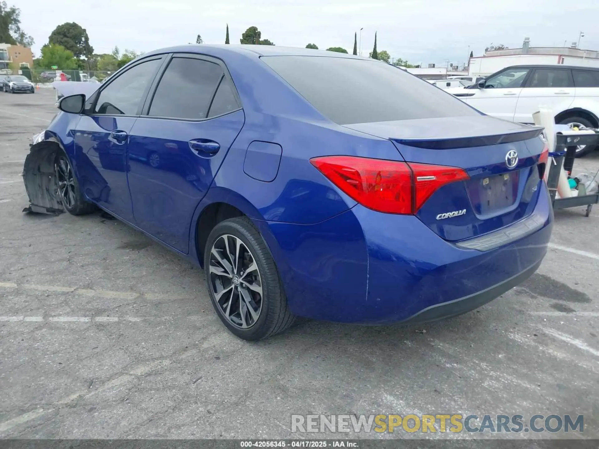 3 Photograph of a damaged car 5YFBURHE8KP926043 TOYOTA COROLLA 2019