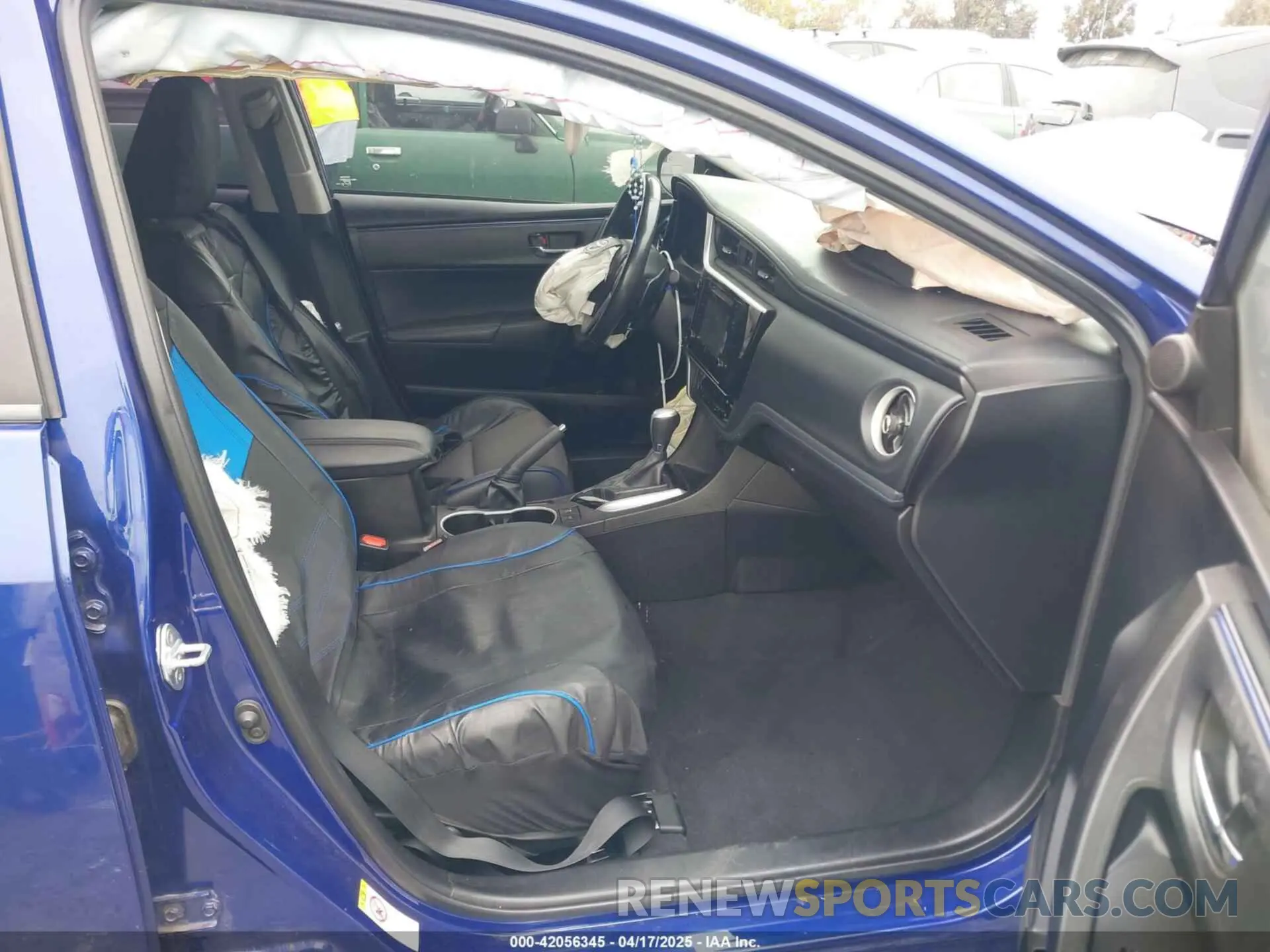 5 Photograph of a damaged car 5YFBURHE8KP926043 TOYOTA COROLLA 2019