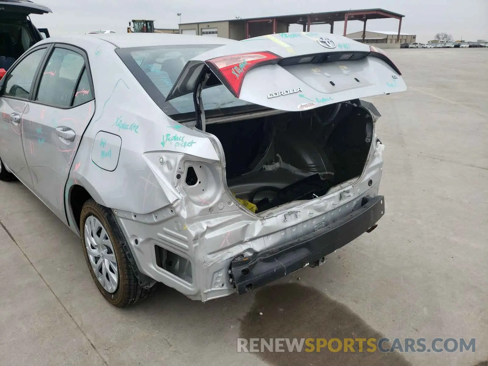 7 Photograph of a damaged car 5YFBURHE8KP928309 TOYOTA COROLLA 2019