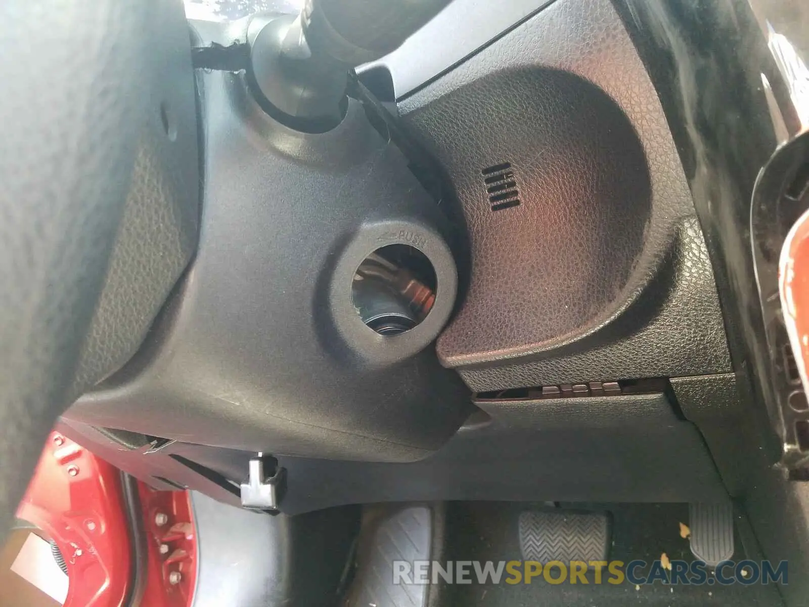 9 Photograph of a damaged car 5YFBURHE8KP928360 TOYOTA COROLLA 2019