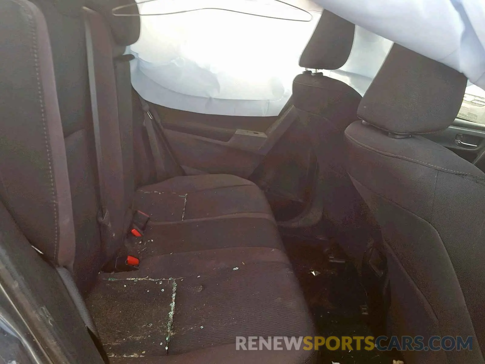 6 Photograph of a damaged car 5YFBURHE8KP932957 TOYOTA COROLLA 2019