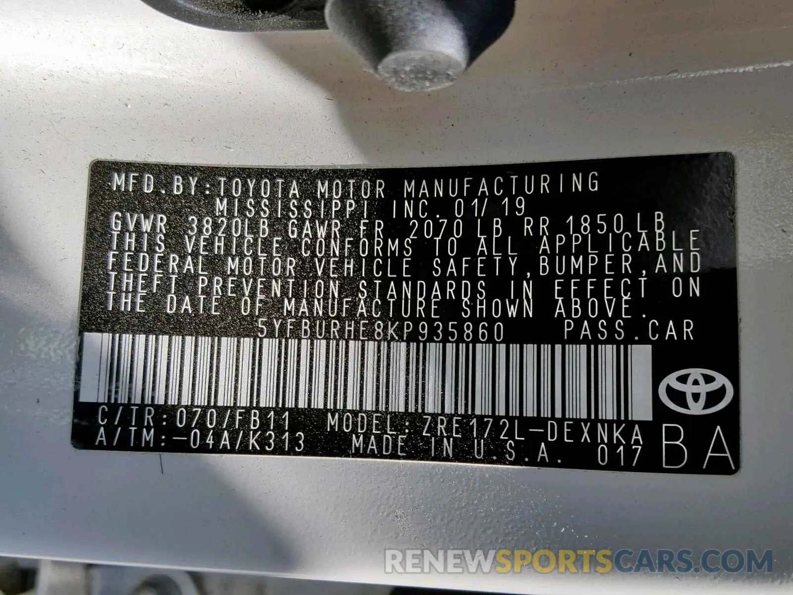 10 Photograph of a damaged car 5YFBURHE8KP935860 TOYOTA COROLLA 2019