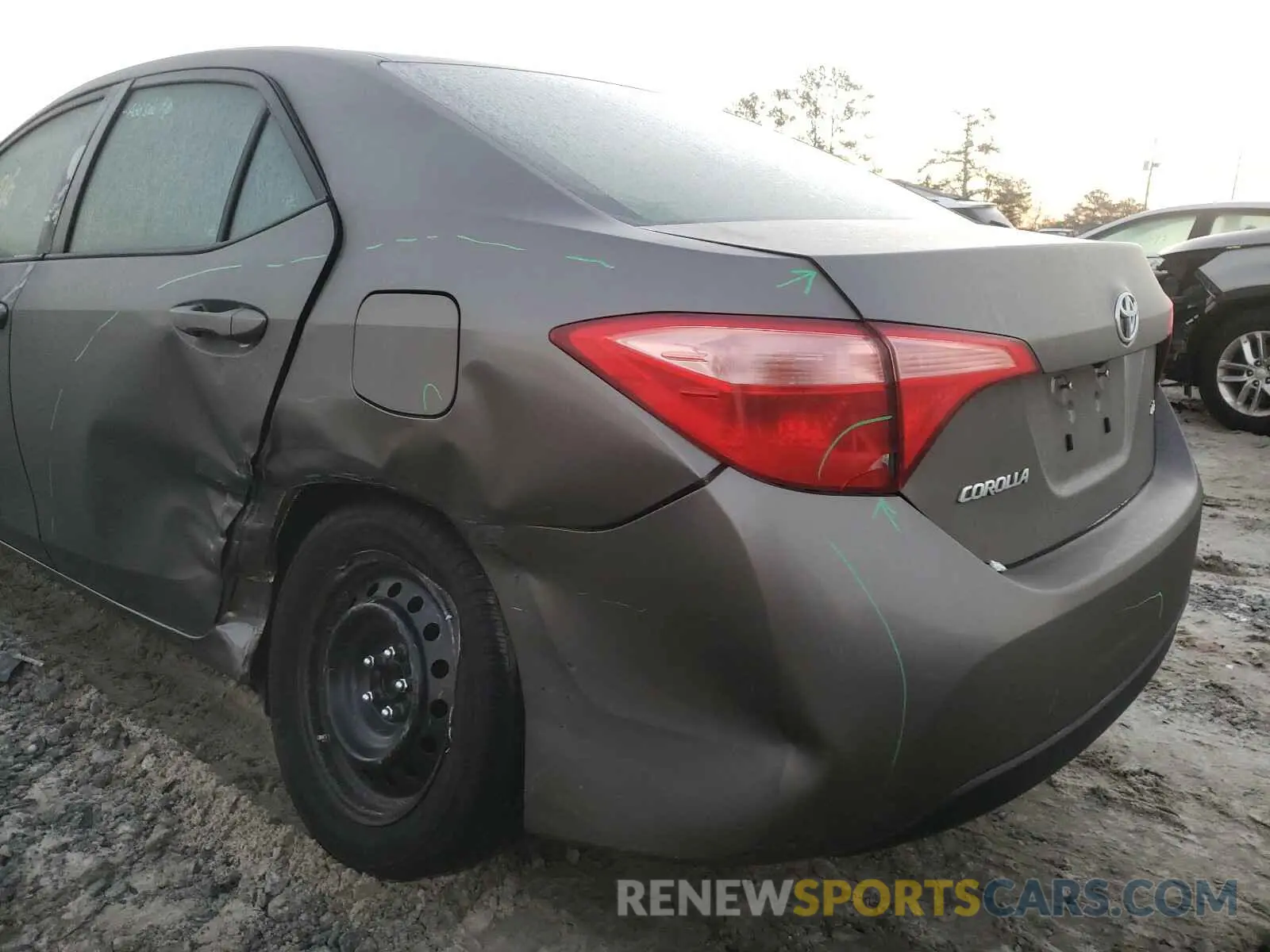 9 Photograph of a damaged car 5YFBURHE8KP947460 TOYOTA COROLLA 2019