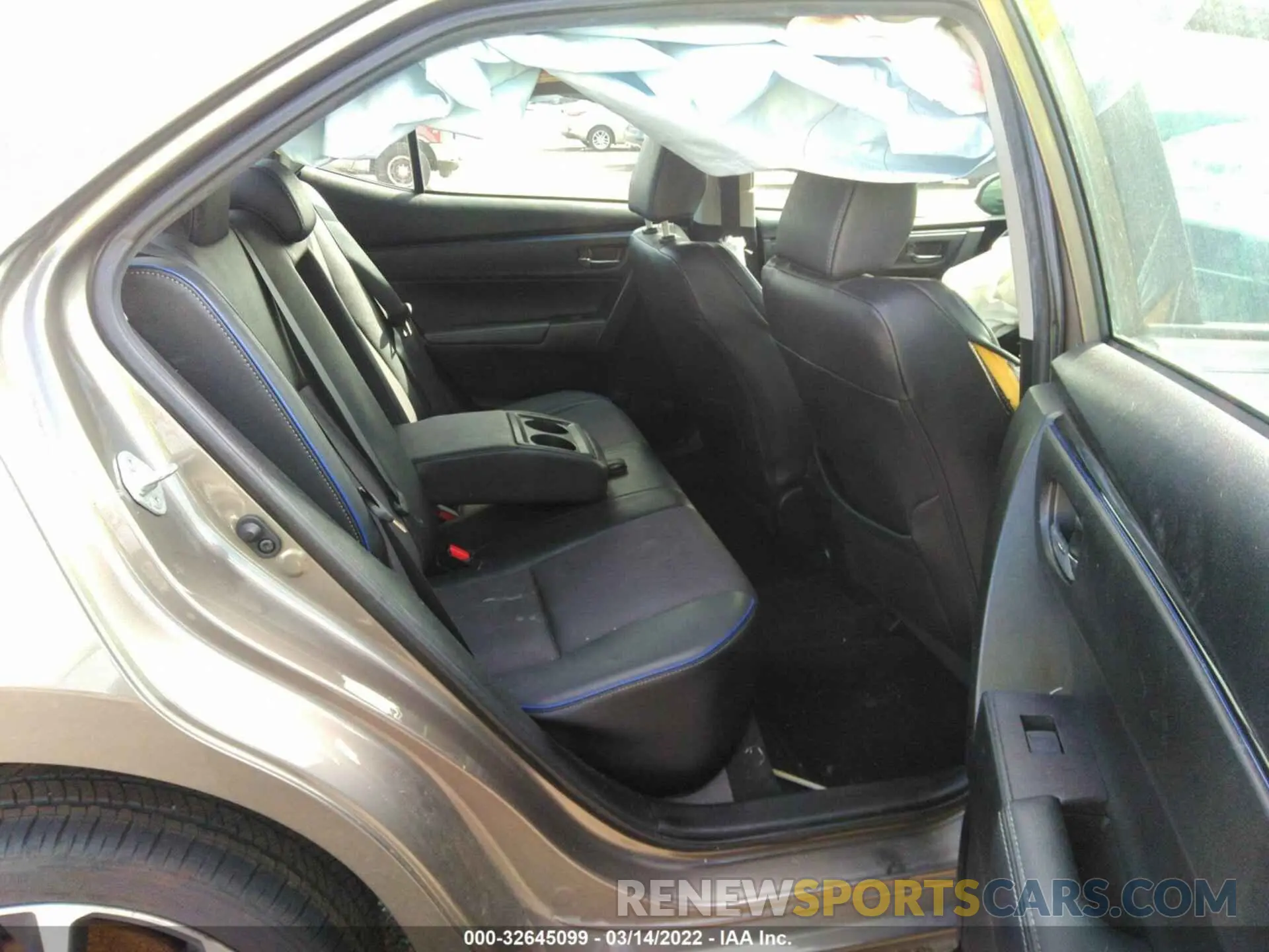 8 Photograph of a damaged car 5YFBURHE8KP948916 TOYOTA COROLLA 2019