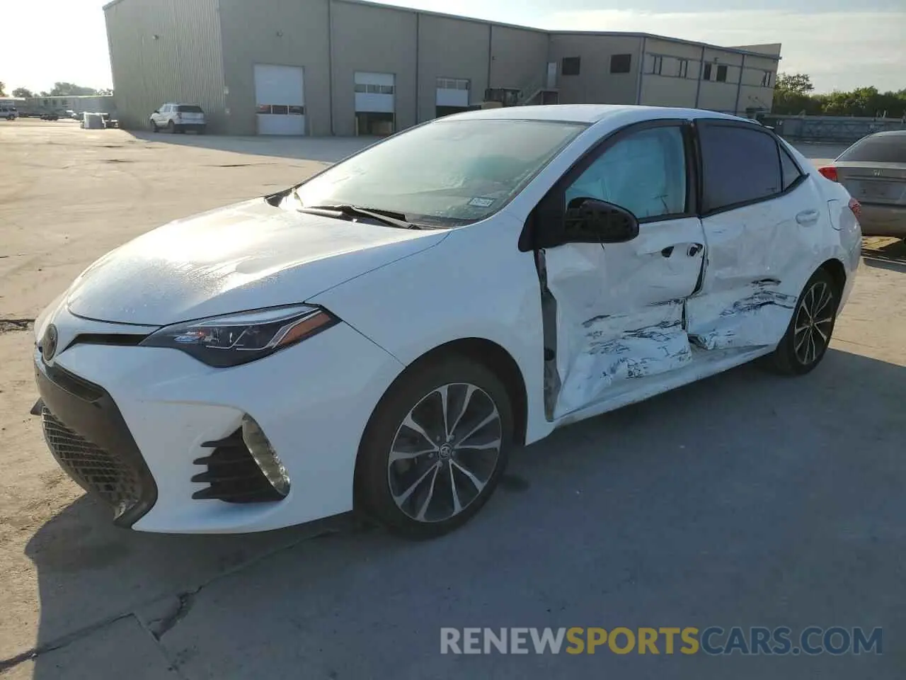 1 Photograph of a damaged car 5YFBURHE9KP857685 TOYOTA COROLLA 2019
