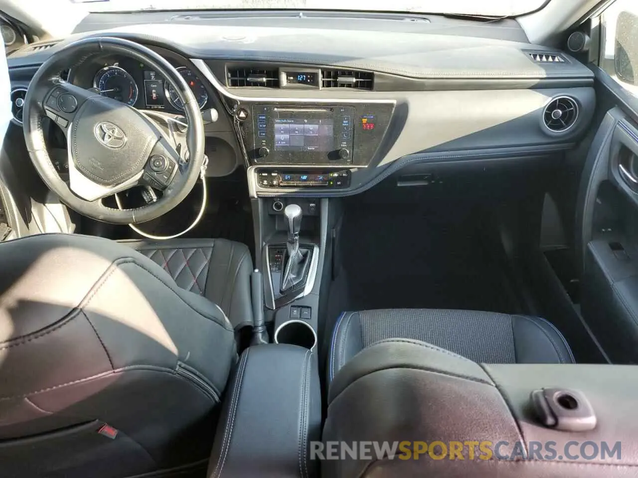 8 Photograph of a damaged car 5YFBURHE9KP857685 TOYOTA COROLLA 2019
