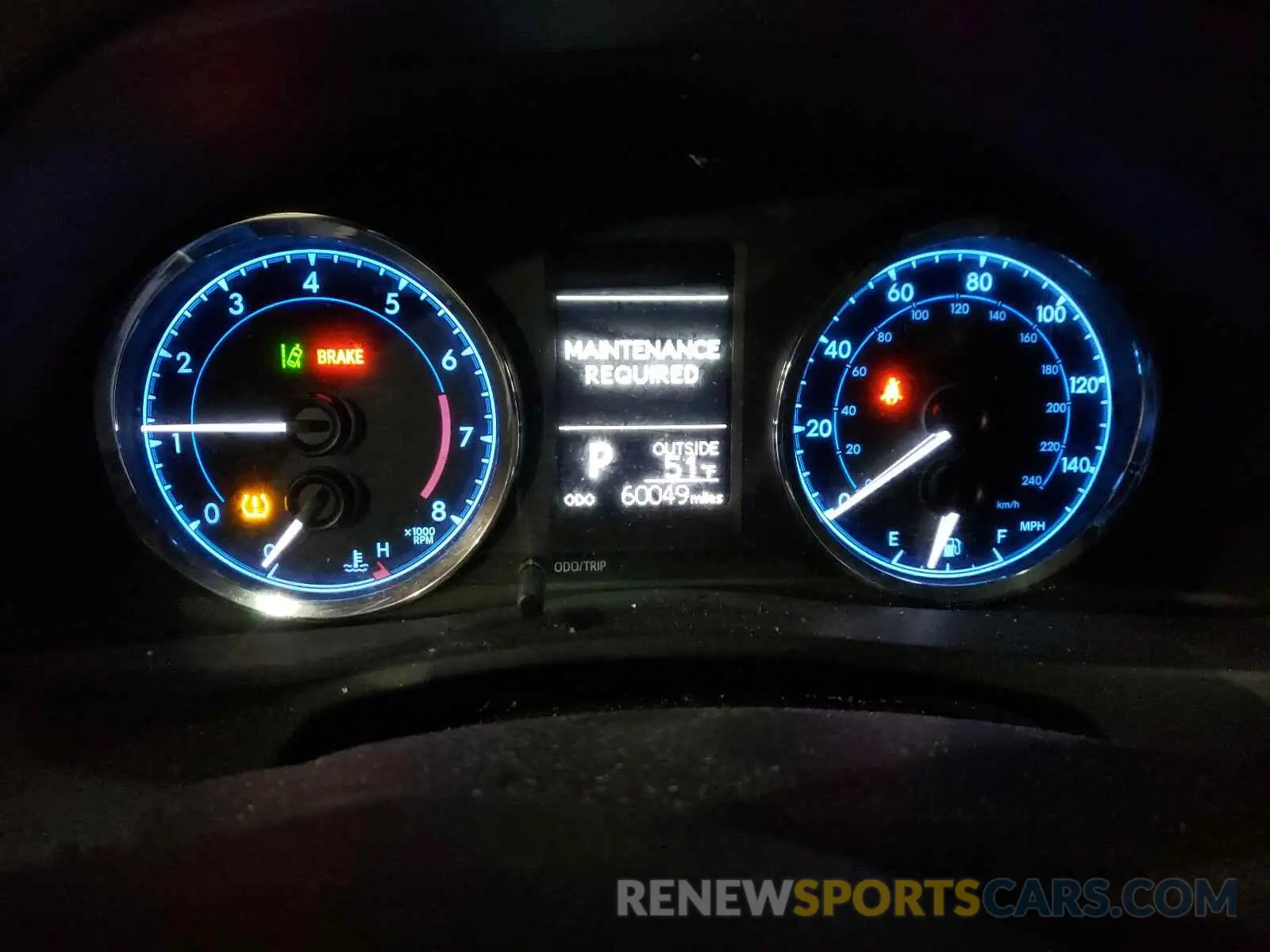 8 Photograph of a damaged car 5YFBURHE9KP861252 TOYOTA COROLLA 2019