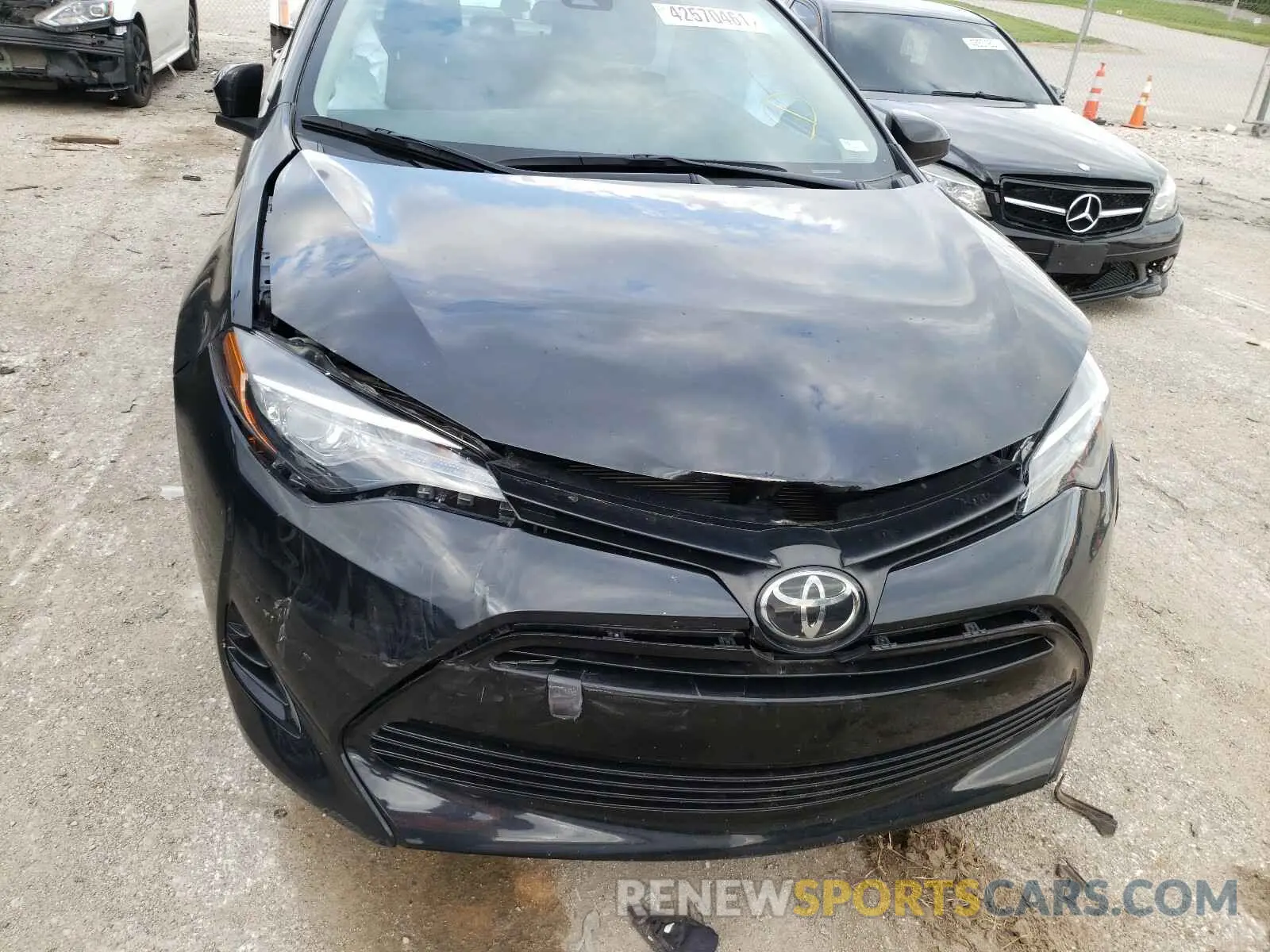 9 Photograph of a damaged car 5YFBURHE9KP866550 TOYOTA COROLLA 2019