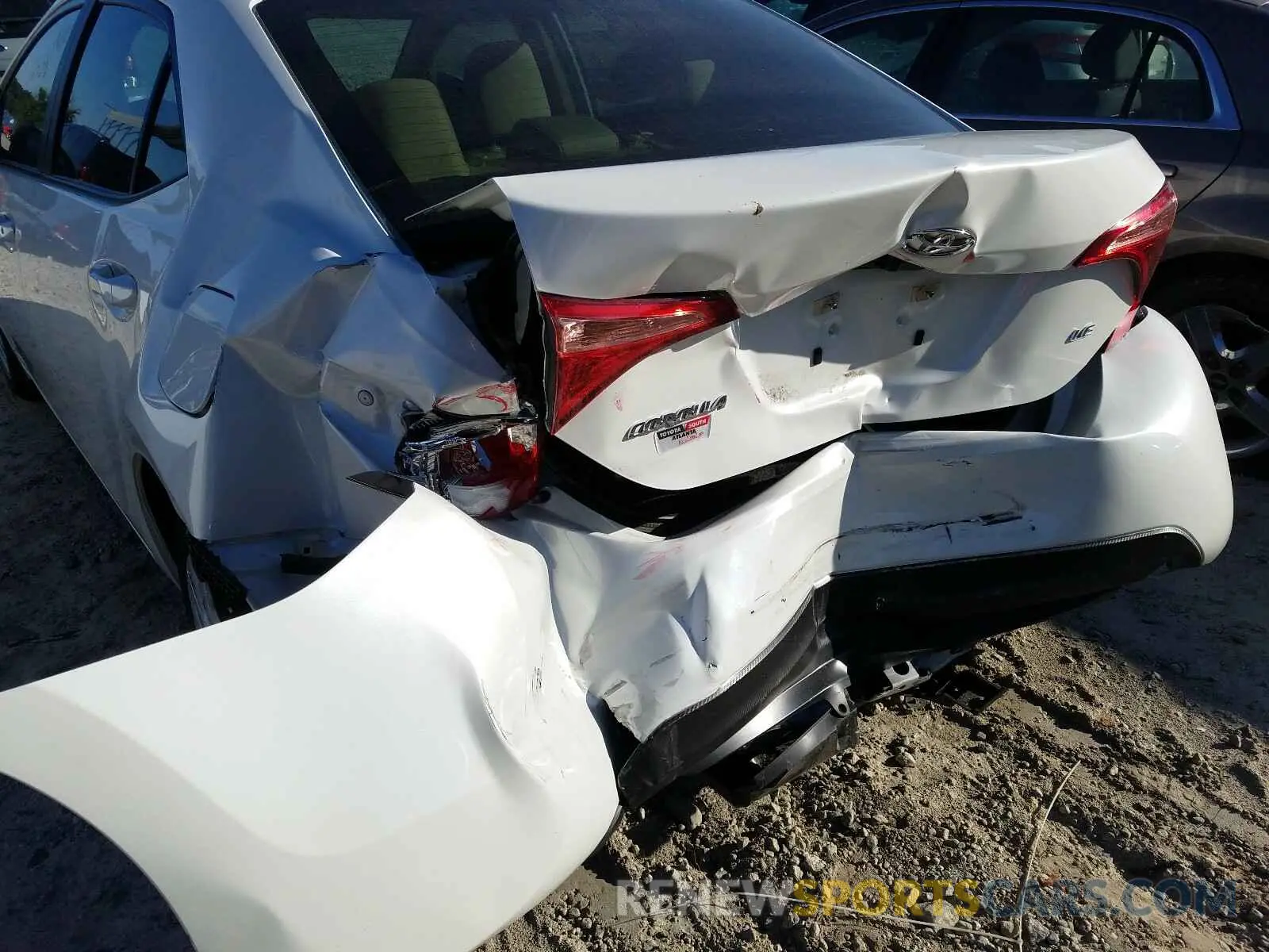 9 Photograph of a damaged car 5YFBURHE9KP867505 TOYOTA COROLLA 2019