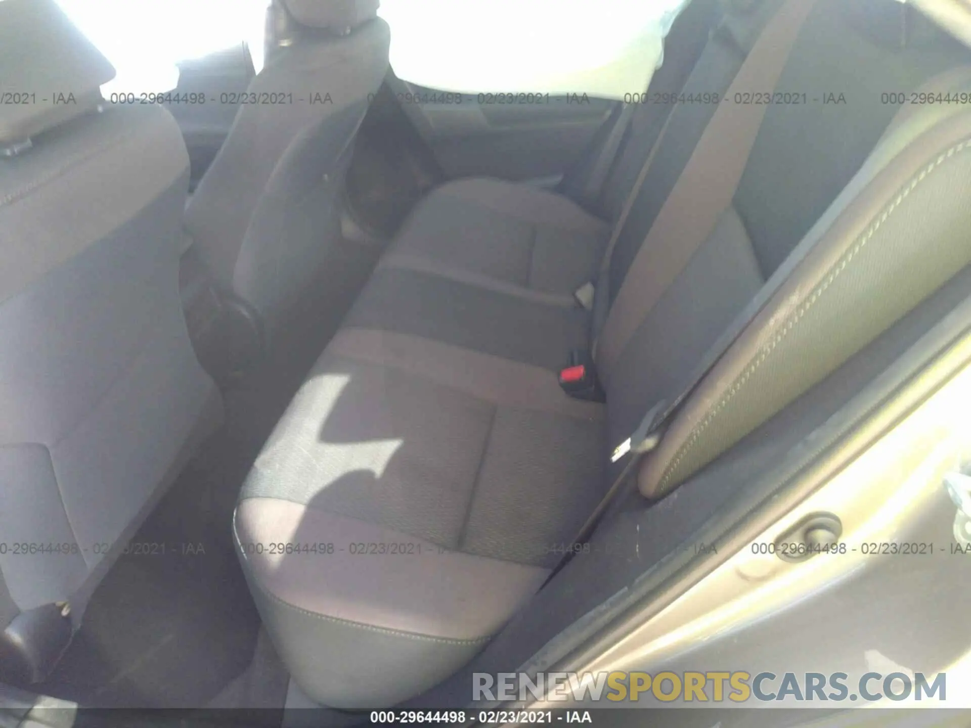 8 Фотография поврежденного автомобиля 5YFBURHE9KP875300 TOYOTA COROLLA 2019