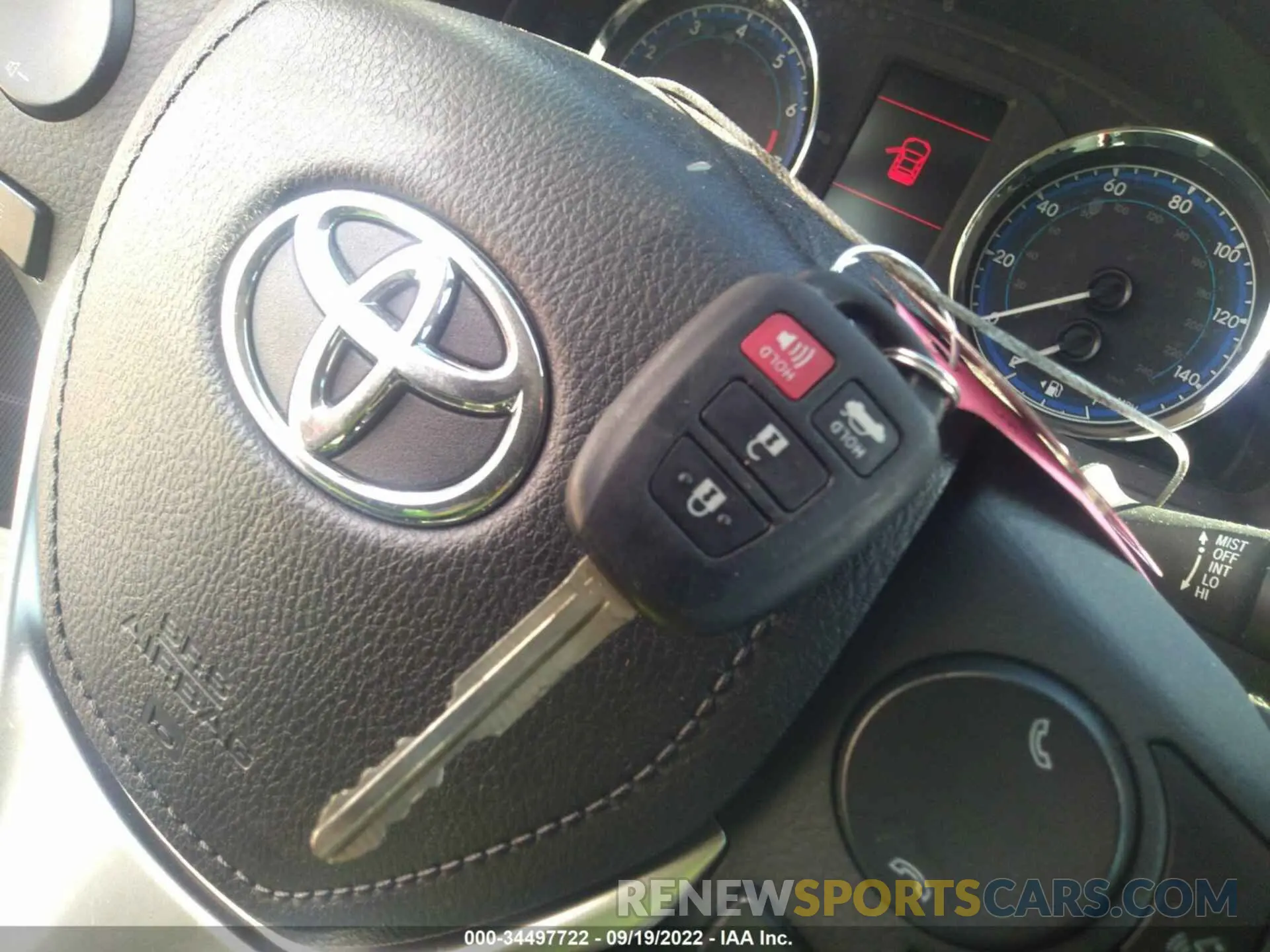 11 Фотография поврежденного автомобиля 5YFBURHE9KP879654 TOYOTA COROLLA 2019