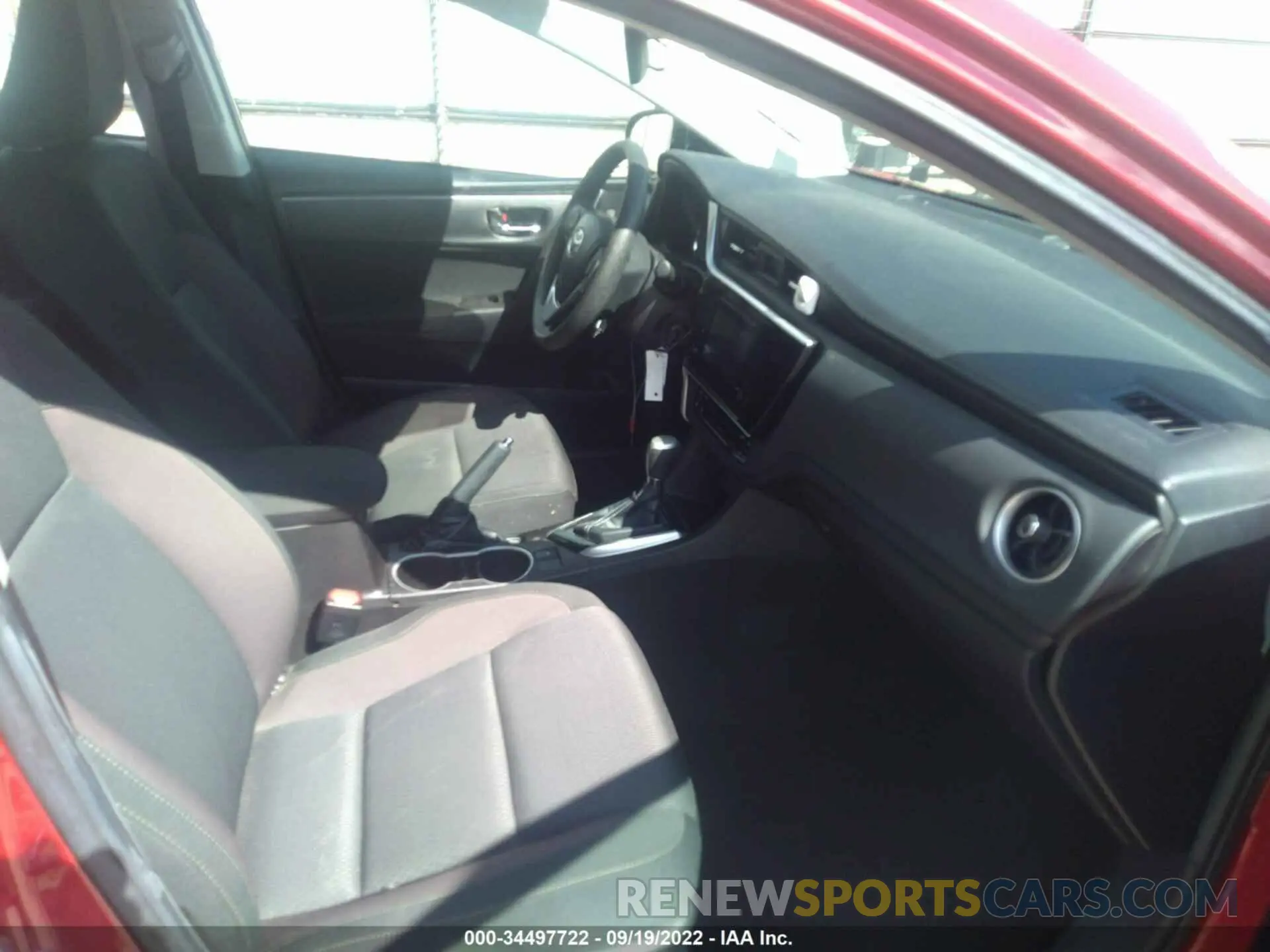 5 Фотография поврежденного автомобиля 5YFBURHE9KP879654 TOYOTA COROLLA 2019