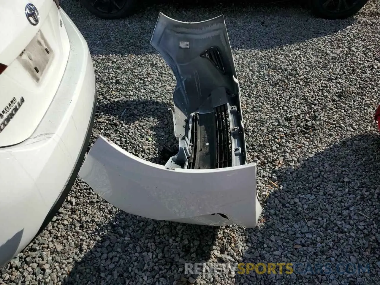 12 Photograph of a damaged car 5YFBURHE9KP888872 TOYOTA COROLLA 2019