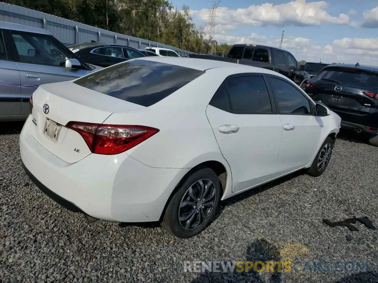 3 Photograph of a damaged car 5YFBURHE9KP888872 TOYOTA COROLLA 2019