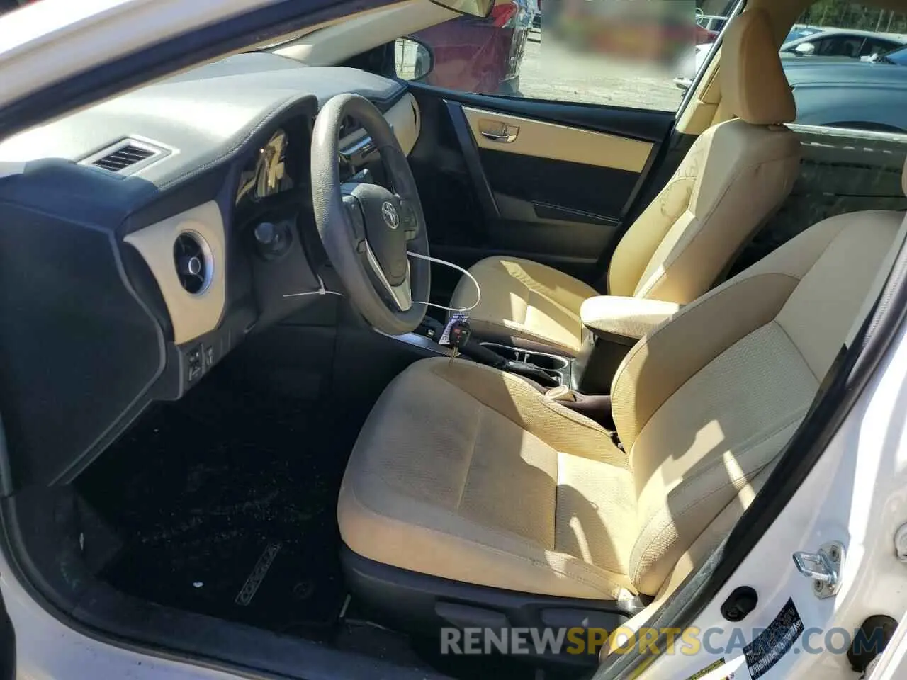 7 Photograph of a damaged car 5YFBURHE9KP889276 TOYOTA COROLLA 2019