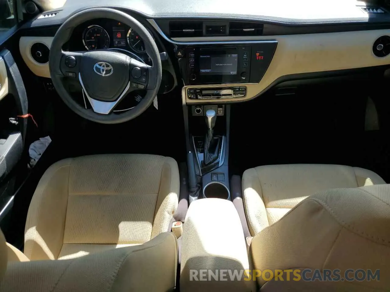 8 Photograph of a damaged car 5YFBURHE9KP889276 TOYOTA COROLLA 2019