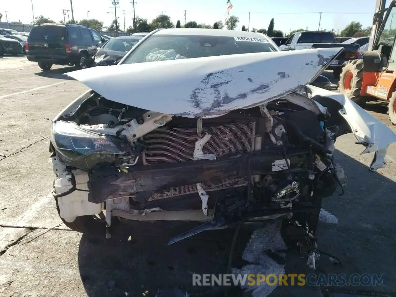 9 Photograph of a damaged car 5YFBURHE9KP889729 TOYOTA COROLLA 2019