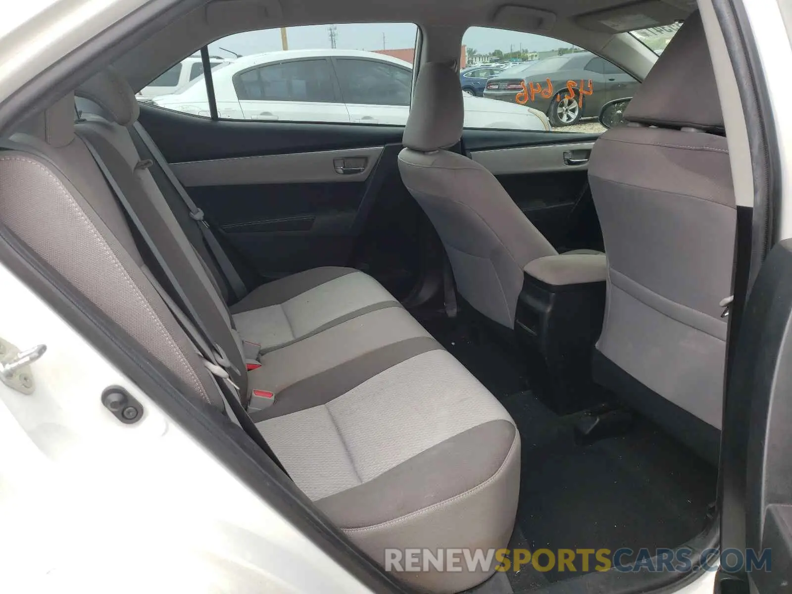 6 Photograph of a damaged car 5YFBURHE9KP890797 TOYOTA COROLLA 2019