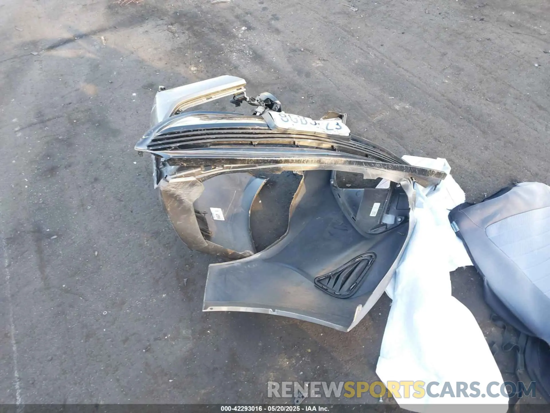 12 Photograph of a damaged car 5YFBURHE9KP891285 TOYOTA COROLLA 2019