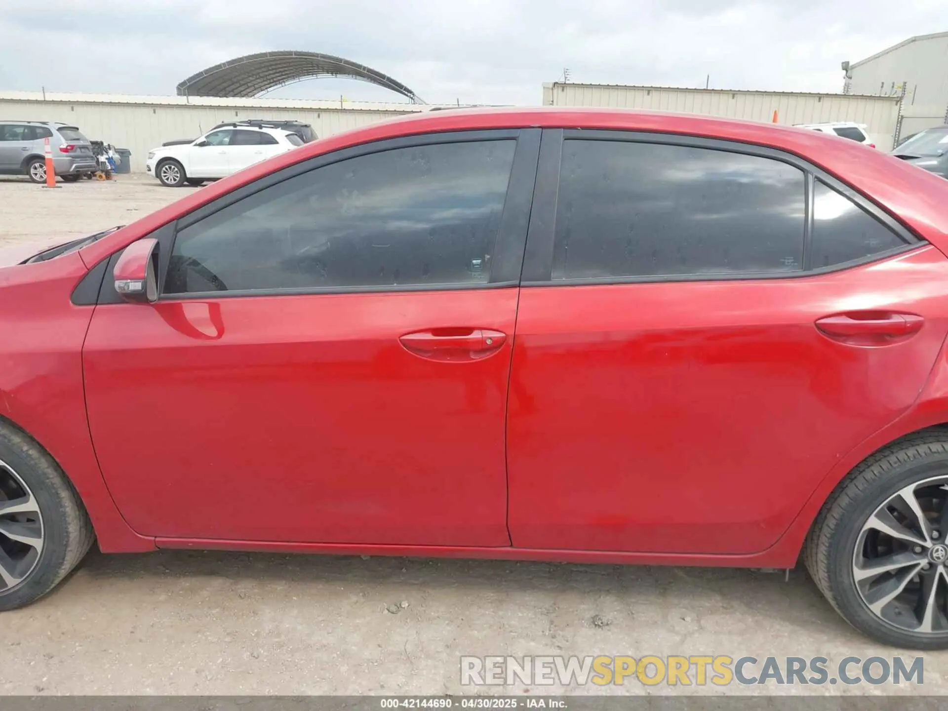 14 Photograph of a damaged car 5YFBURHE9KP893540 TOYOTA COROLLA 2019