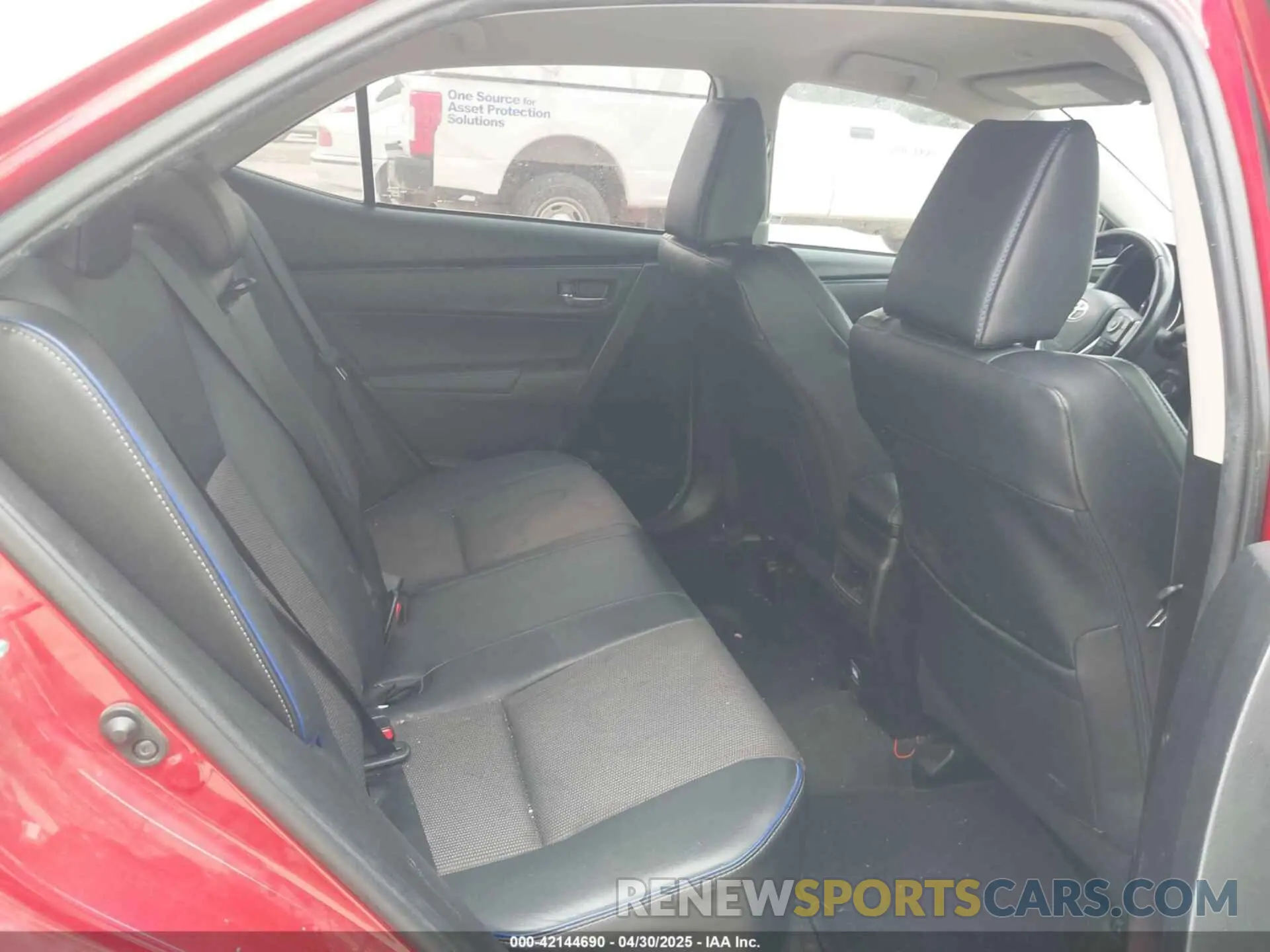8 Photograph of a damaged car 5YFBURHE9KP893540 TOYOTA COROLLA 2019