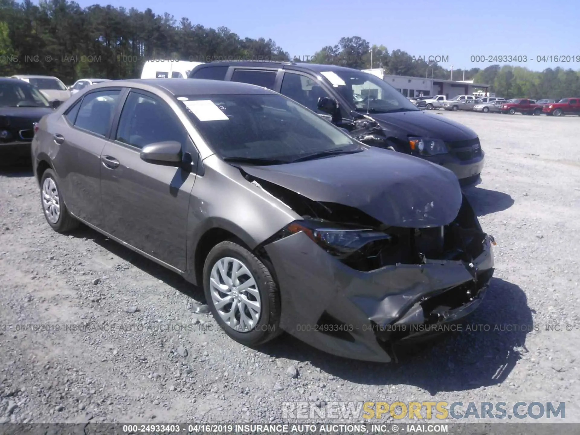 1 Photograph of a damaged car 5YFBURHE9KP895885 TOYOTA COROLLA 2019