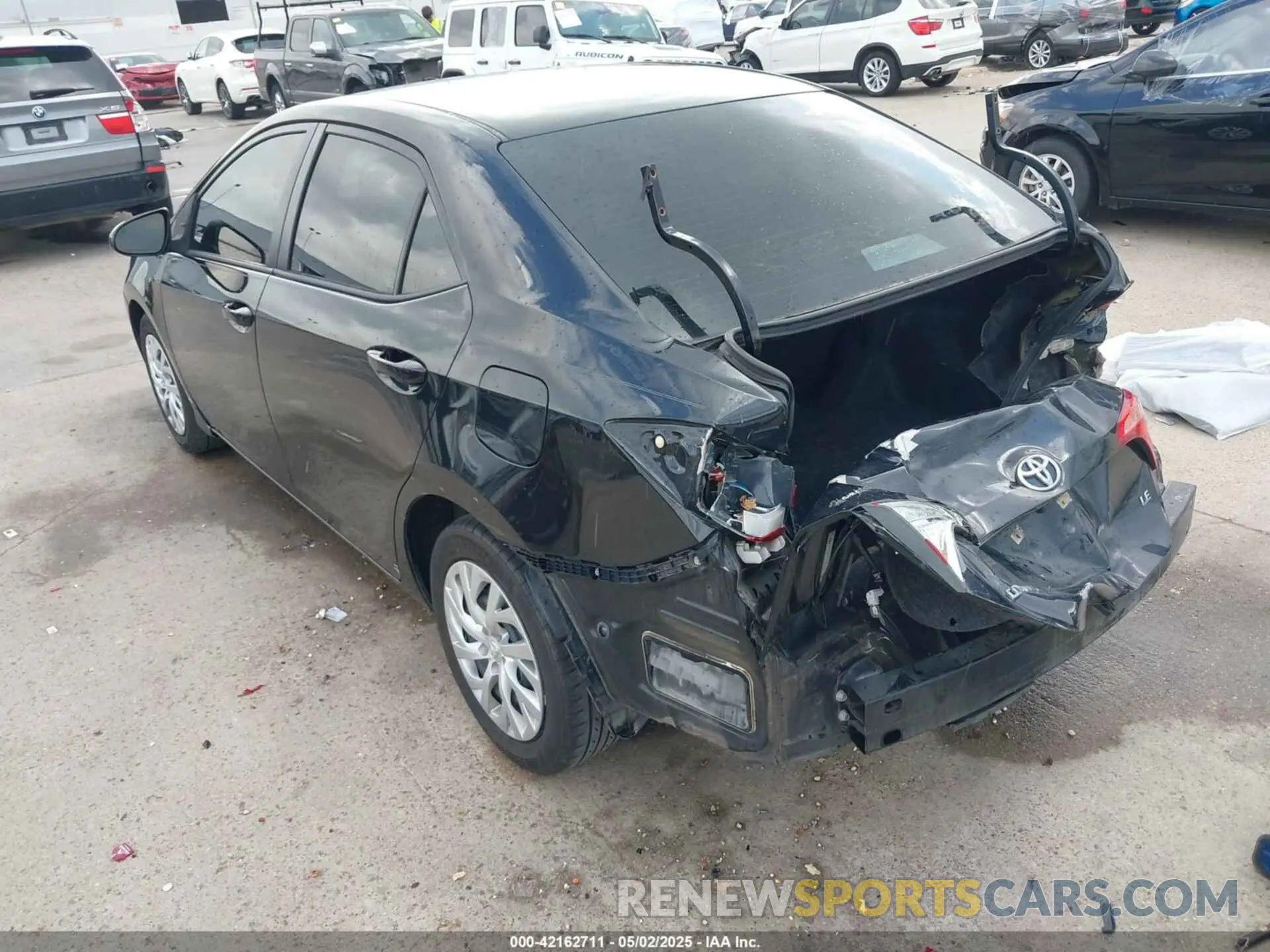 3 Фотография поврежденного автомобиля 5YFBURHE9KP901622 TOYOTA COROLLA 2019