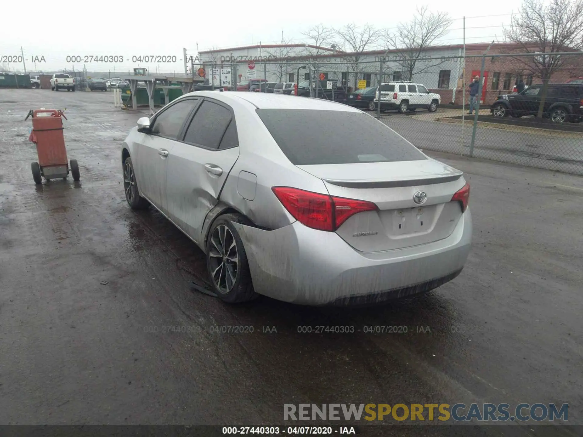 3 Photograph of a damaged car 5YFBURHE9KP904276 TOYOTA COROLLA 2019