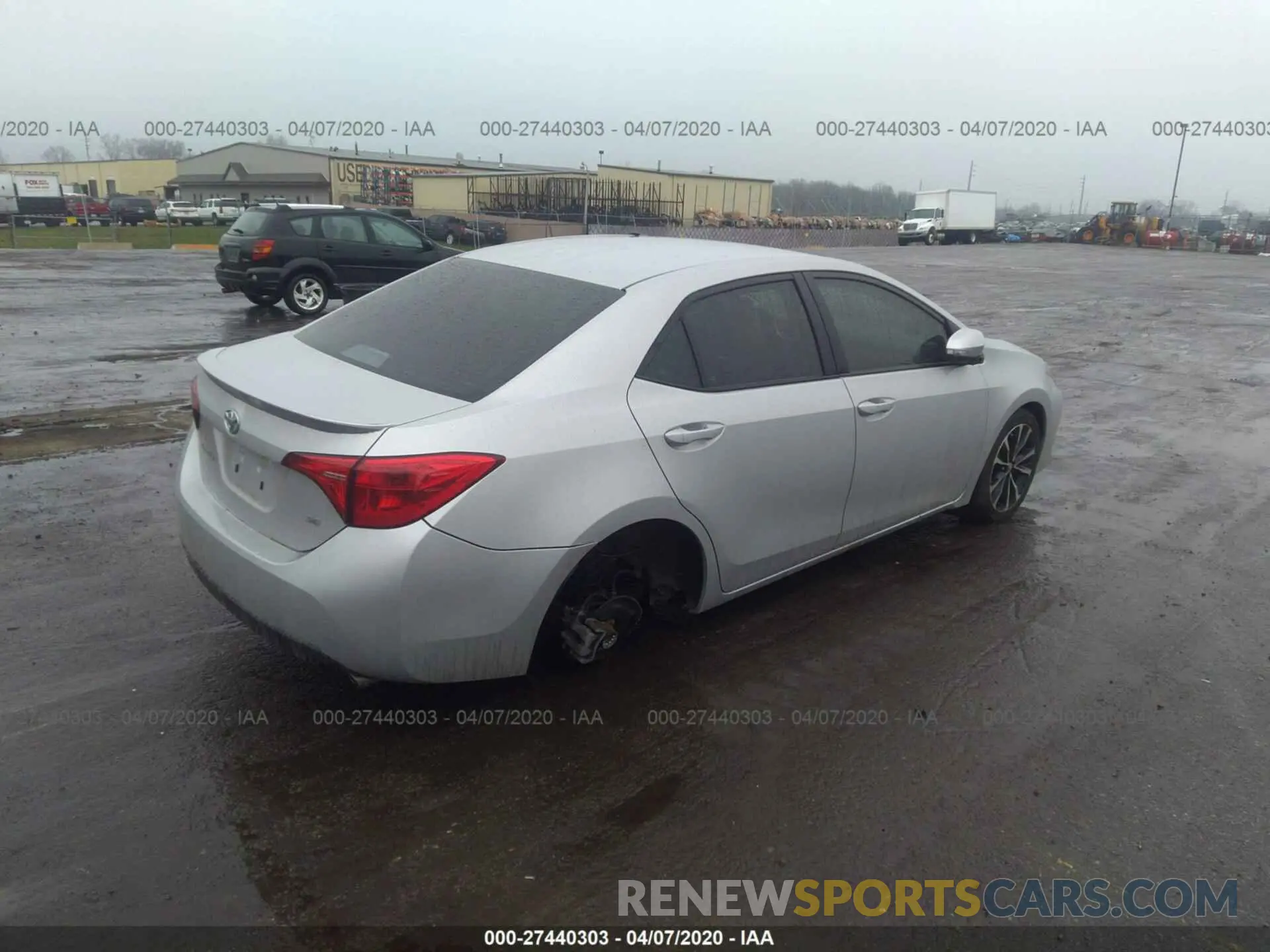 4 Photograph of a damaged car 5YFBURHE9KP904276 TOYOTA COROLLA 2019