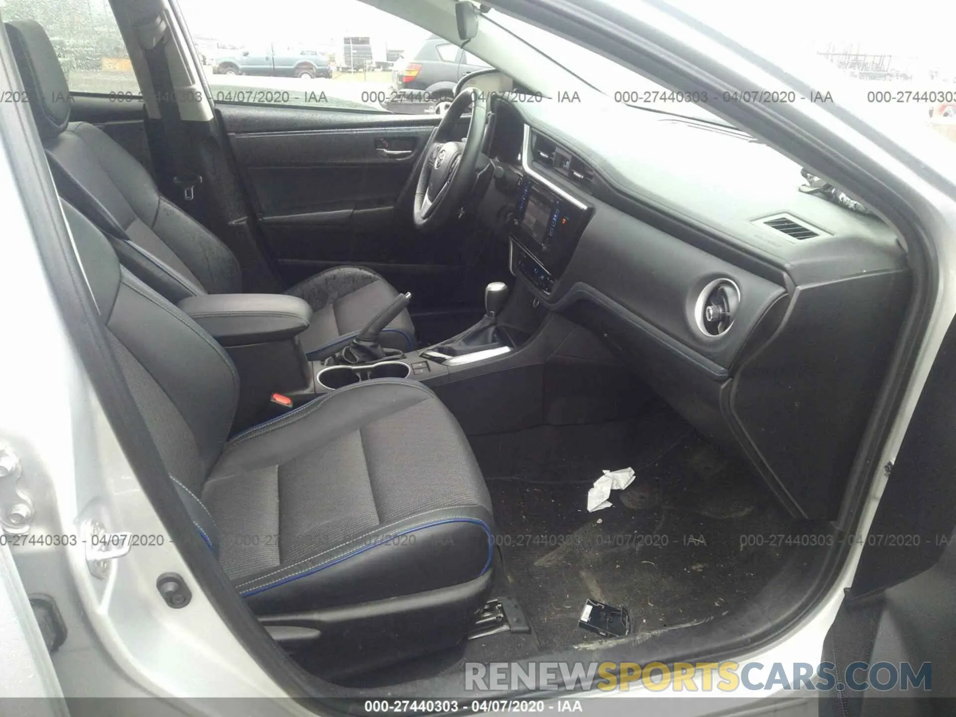 5 Photograph of a damaged car 5YFBURHE9KP904276 TOYOTA COROLLA 2019