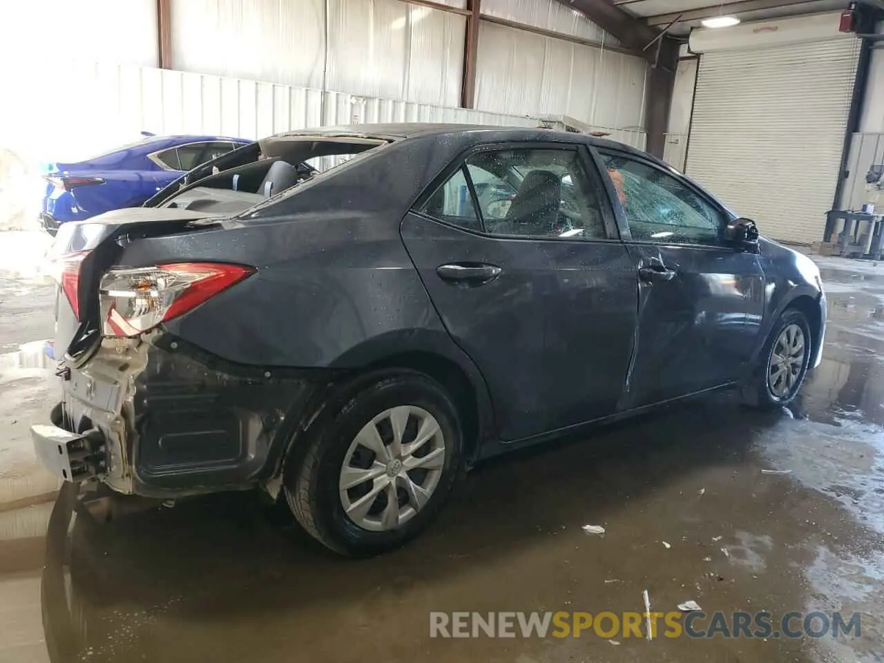 3 Photograph of a damaged car 5YFBURHE9KP905329 TOYOTA COROLLA 2019