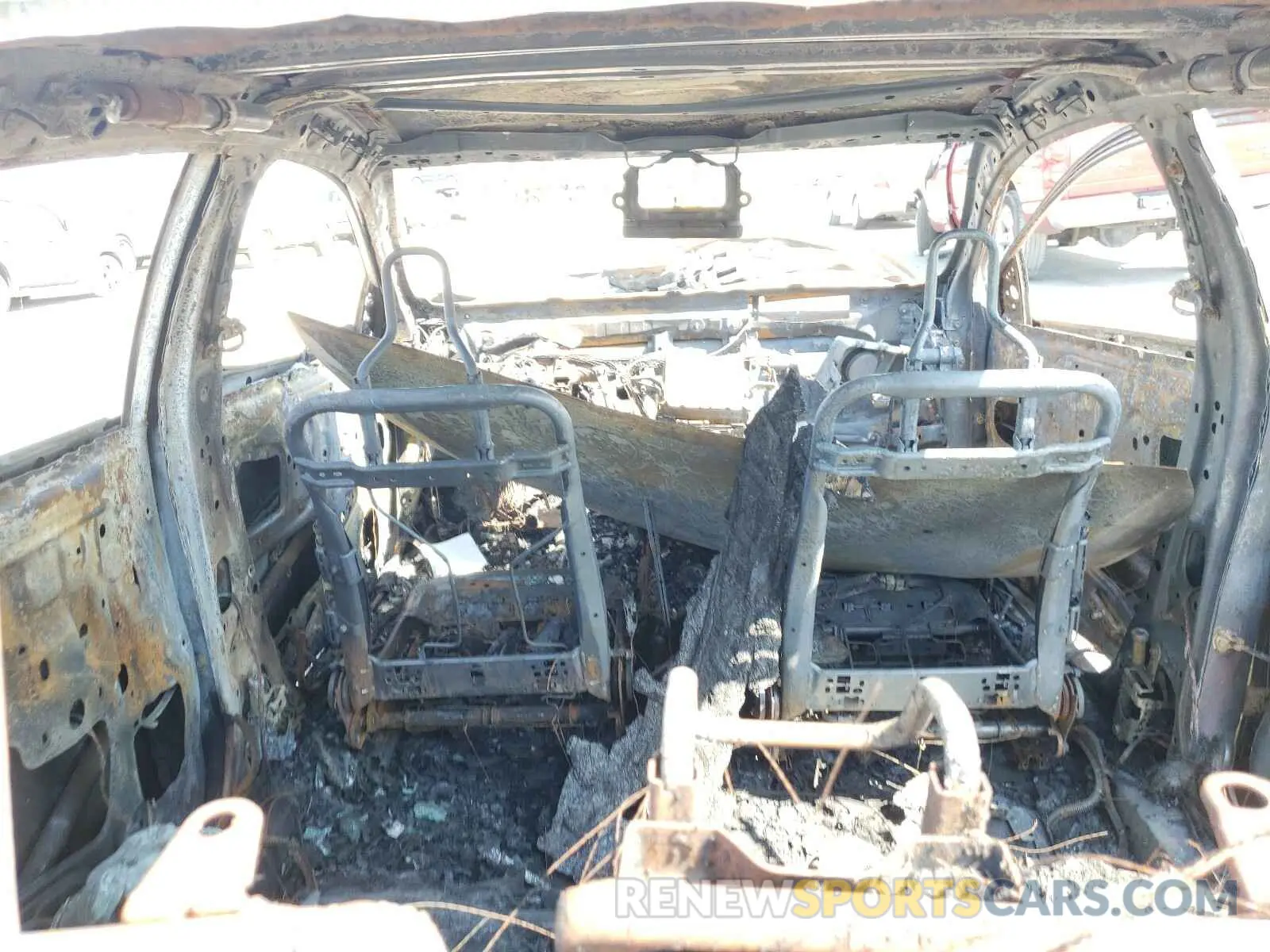 9 Photograph of a damaged car 5YFBURHE9KP907212 TOYOTA COROLLA 2019