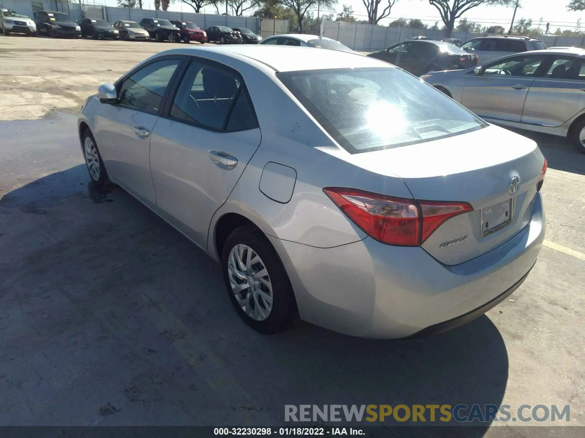 3 Photograph of a damaged car 5YFBURHE9KP908764 TOYOTA COROLLA 2019