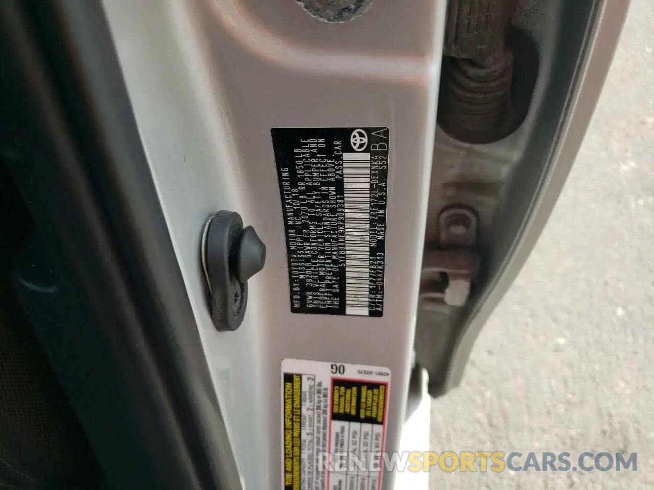 13 Фотография поврежденного автомобиля 5YFBURHE9KP909381 TOYOTA COROLLA 2019
