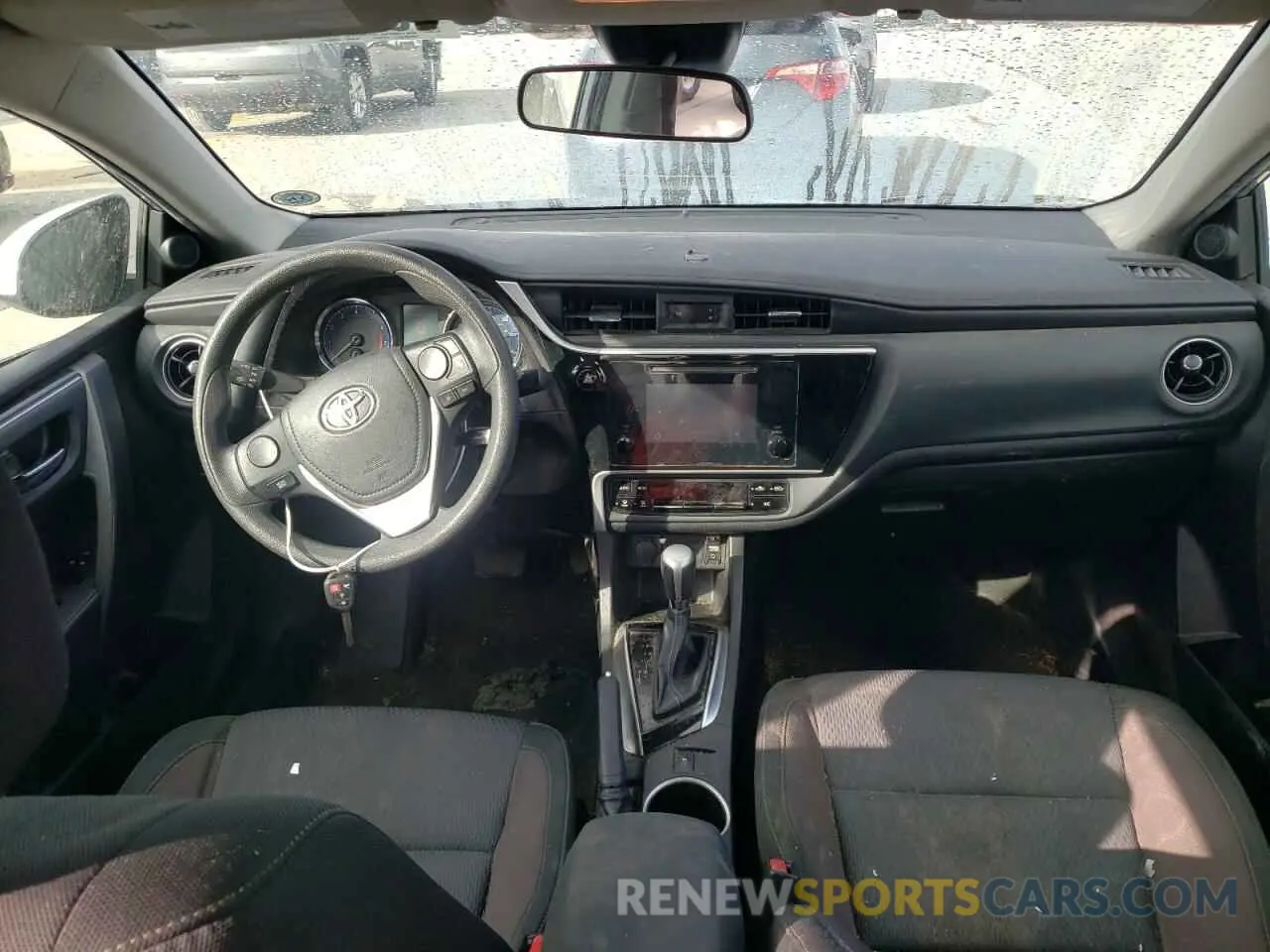 8 Фотография поврежденного автомобиля 5YFBURHE9KP909381 TOYOTA COROLLA 2019