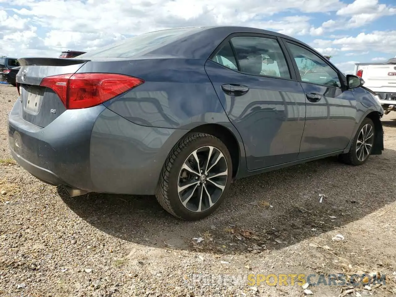 3 Photograph of a damaged car 5YFBURHE9KP917979 TOYOTA COROLLA 2019