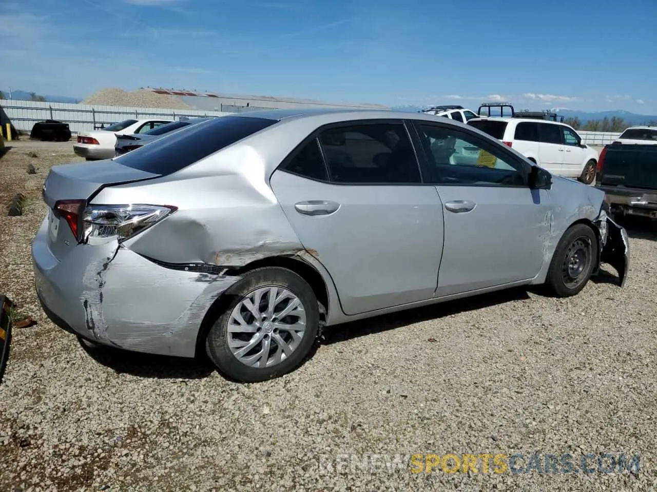 3 Photograph of a damaged car 5YFBURHE9KP918663 TOYOTA COROLLA 2019
