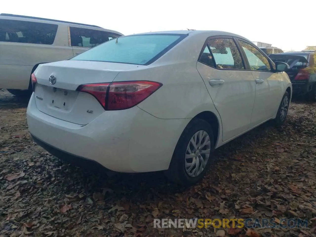 4 Фотография поврежденного автомобиля 5YFBURHE9KP919411 TOYOTA COROLLA 2019